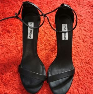 High-heeled shoe Steve Madden